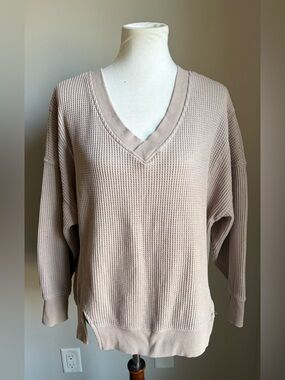 American Eagle Oversized V-Neck Waffle Knit Sweatshirt In Light Mauve Size S